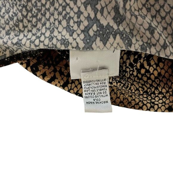 CHICO'S Brown Snakeskin Snake Reptile Print V-Neck Wrap Jersey Knit Top 1 / M - Picture 16 of 16